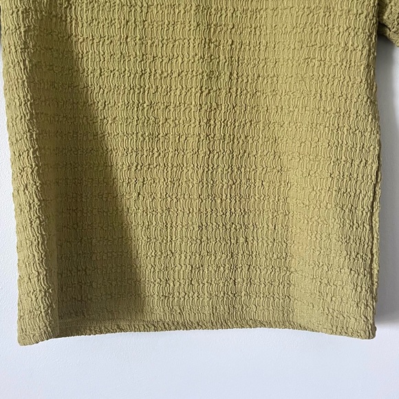 🆕 shein x dazy • green textured v-neck tee - Picture 8 of 12